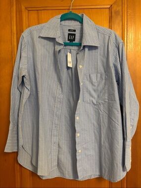 NWT GAP Light Blue and White Striped Big Shirt Button-Up